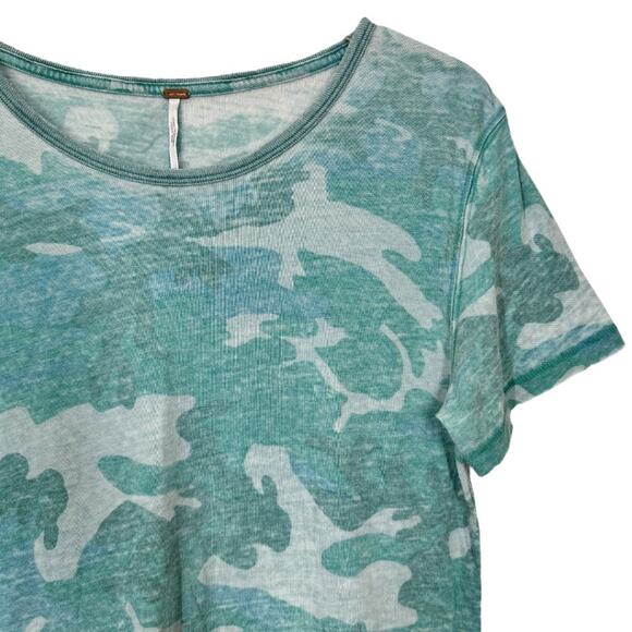 Free People Tourist Tee Camo Print XS Green Soft Short Sleeve Oversized Casual - Picture 4 of 8